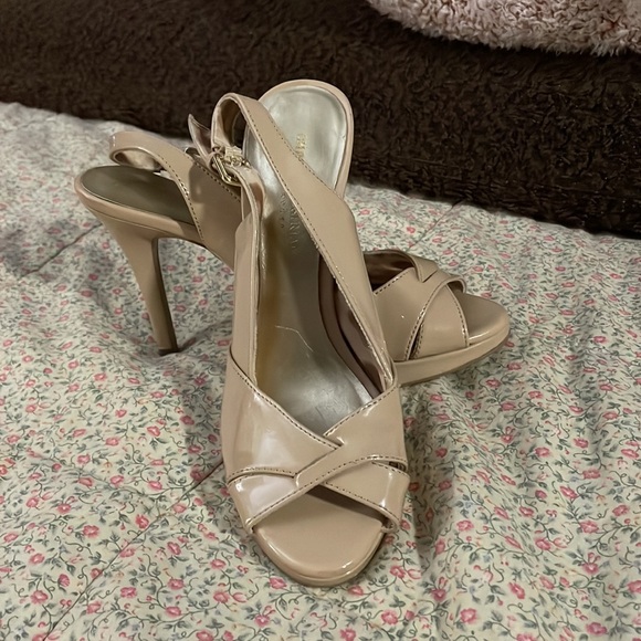 Shoe 👠 - Picture 6 of 6